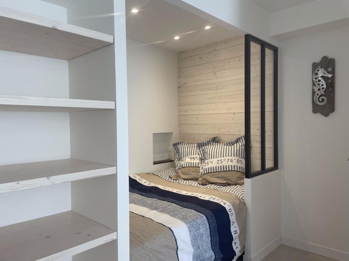Ferienwohnung Le Petit Navire La Flotte Exterior foto