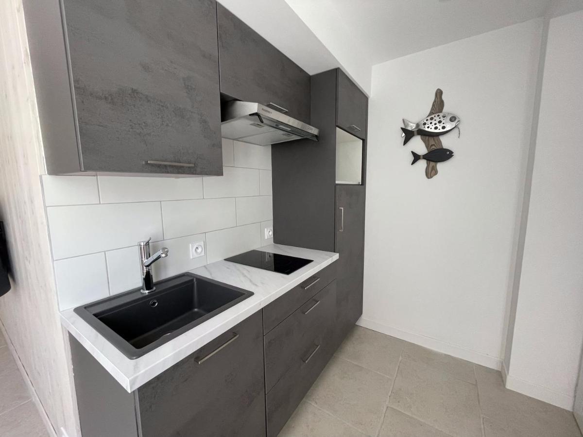Ferienwohnung Le Petit Navire La Flotte Exterior foto