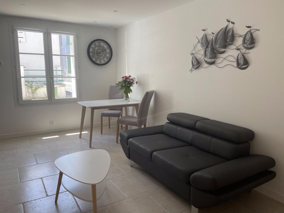 Ferienwohnung Le Petit Navire La Flotte Exterior foto
