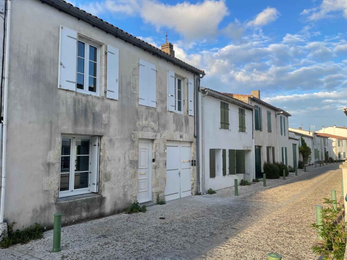 Ferienwohnung Le Petit Navire La Flotte Exterior foto